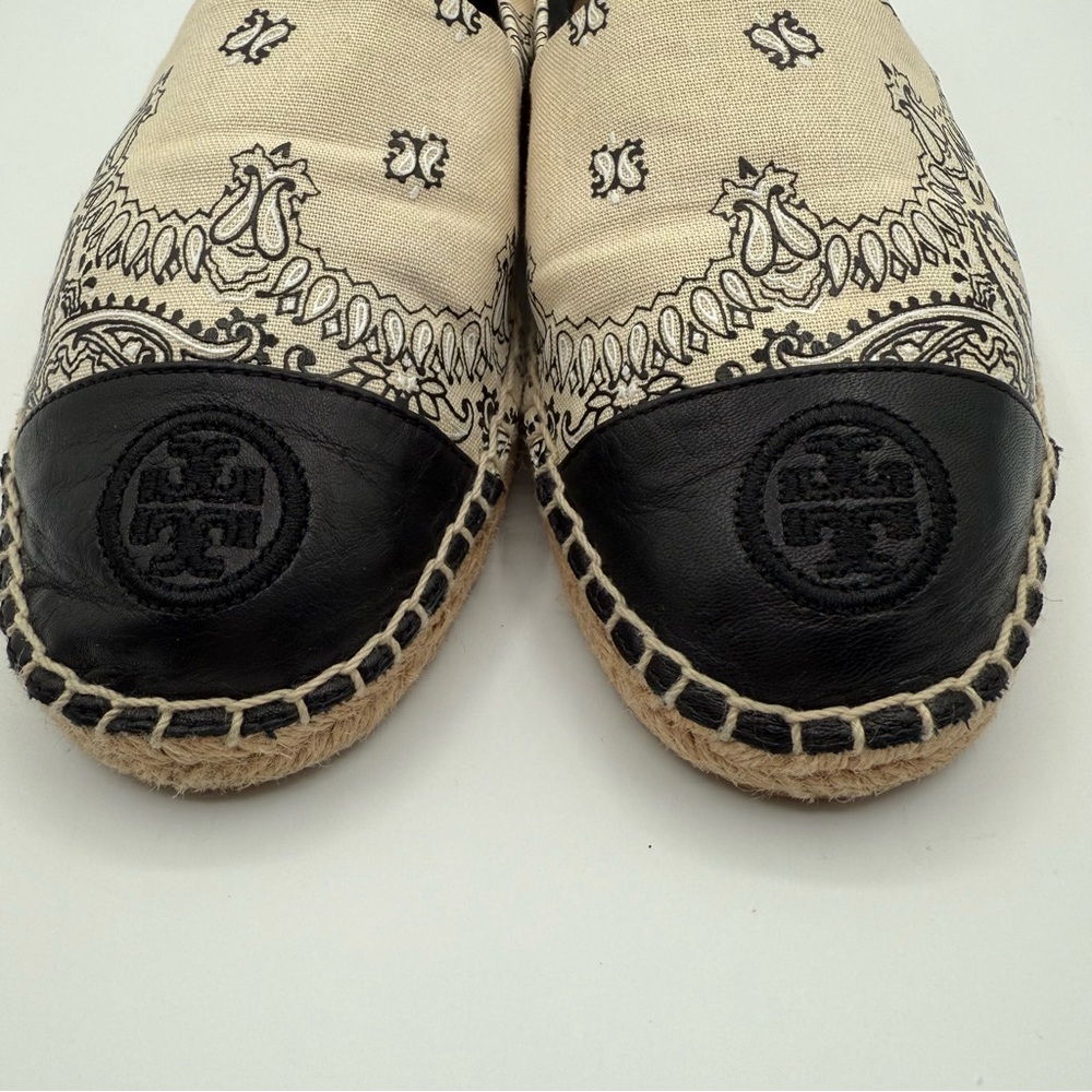 Tory Burch Black and Cream Espadrilles - Picture 15 of 16